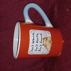 Cat mug (103123E).
